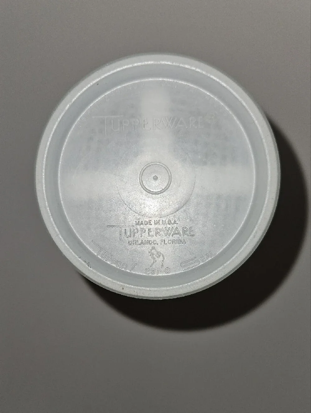 Vintage Tupperware Jifi Sift Flour or Powdered Sugar Sifter